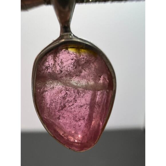 NEW Pink tri color tourmaline sterling silver pendant 1.34 grams - Picture 8 of 9